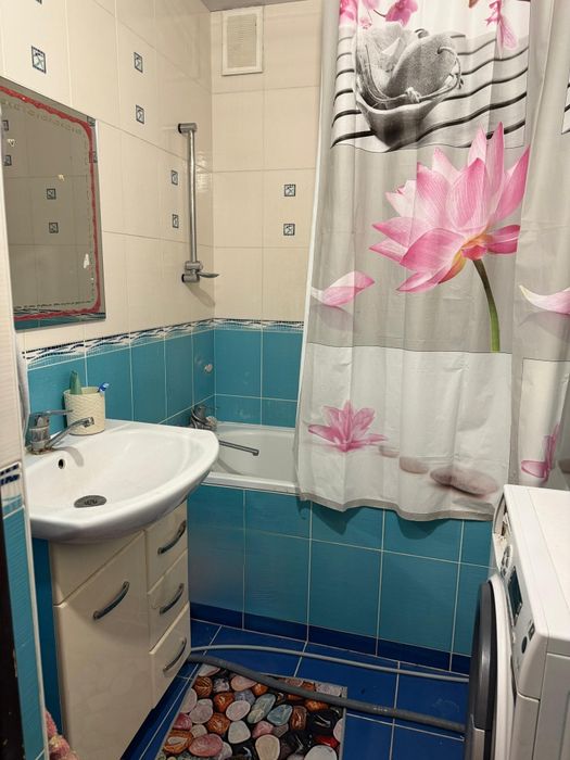 Квартира в 12 мкр 2 комн