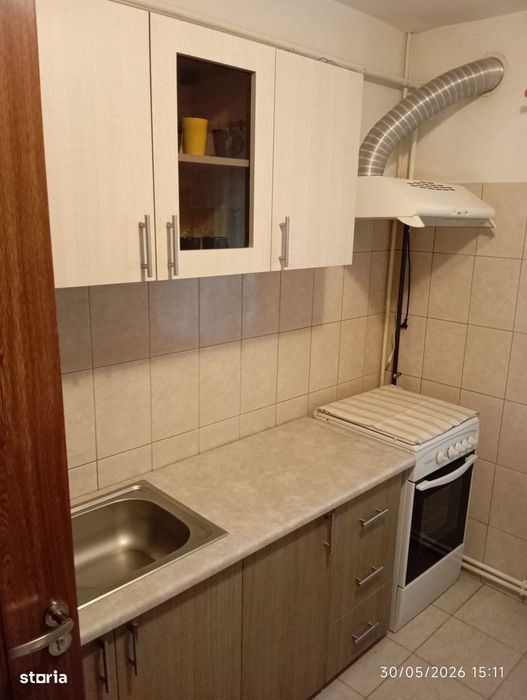 Apartament 2 camere, Rovine, balcon și debara