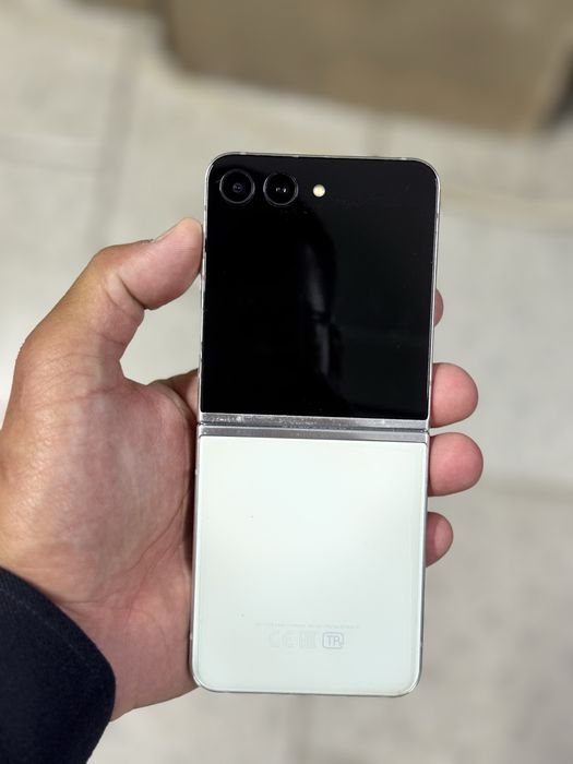 Самсунг Z Flip5 512g