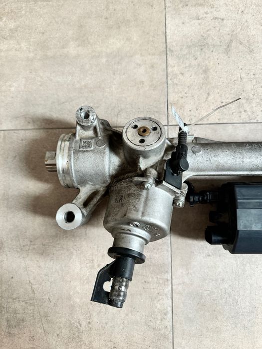 Електрическа кормилна рейка за Mercedes W 213 е клас