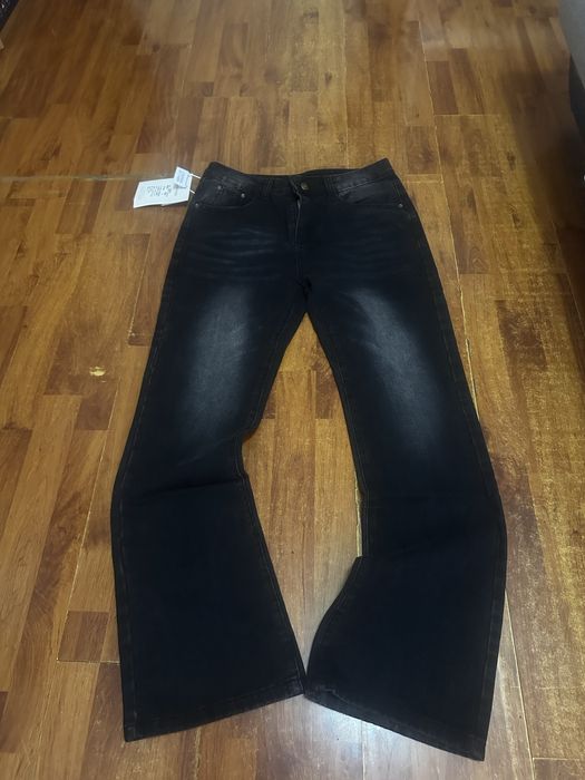 продам Flared Jeans (новые)