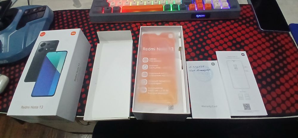 Продам телефон Redmi note 13 8/256