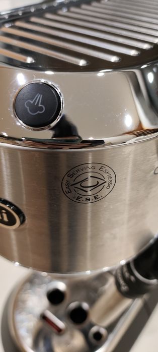 Кафемашина Delongh Dedica EC685.M