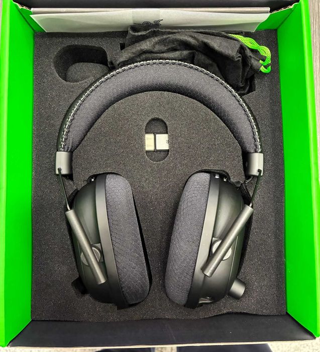 Hope Amanet P4 Casti Gaming Razer BlackSharkV2 PRO 2020 / NOI