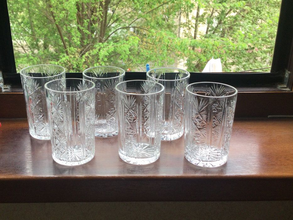 Продам чешские хрустальные стаканы