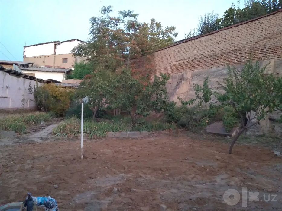 8 sotiqlik Xovli sotiladi Samarqand