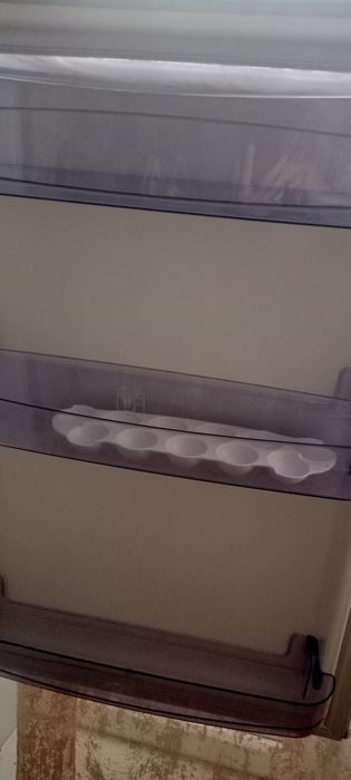 Холодильник Бирюса