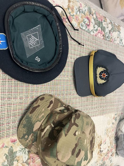 Головные уборы военных