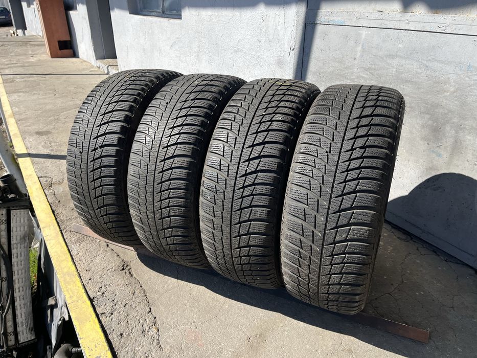 4 бр. зимни гуми 205/55/16 Bridgestone 5-6 mmDOT 1717