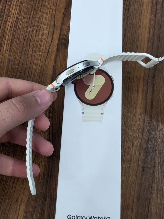 Смарт часовник samsung watch 7