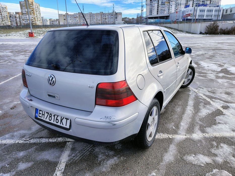 Golf IV 2001 1.6 SR