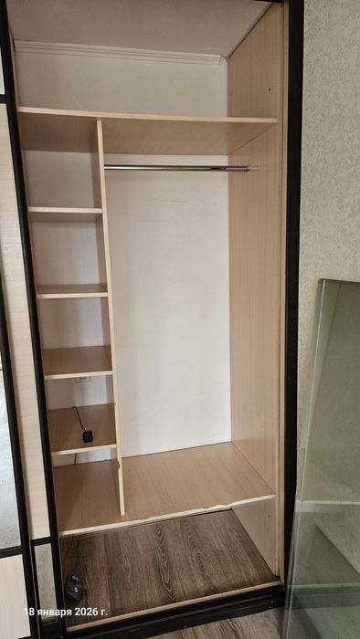 Продам шкаф-купе