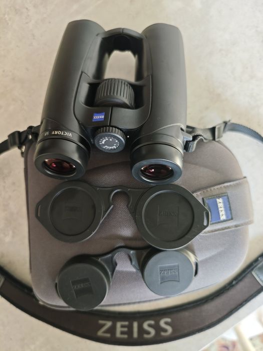 Zeiss Victory SF 10x42