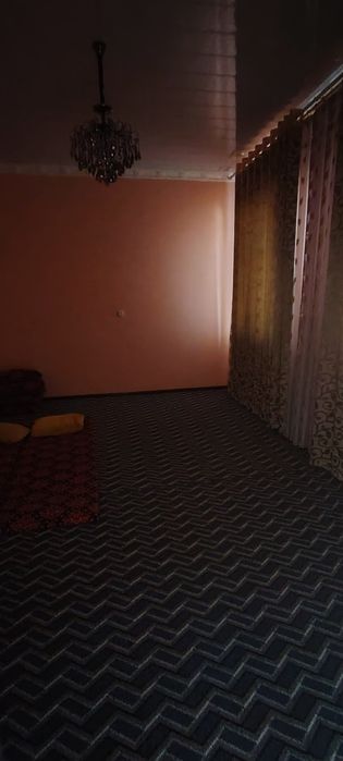 Qarshi.sh.6 sotix.7.xona srochno sotiladi