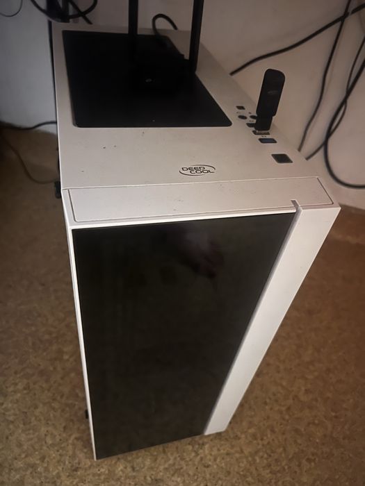 Calculator Gaming Ryzen 5 5500 + RX 6600 16GB + 16GB RAM DDR4