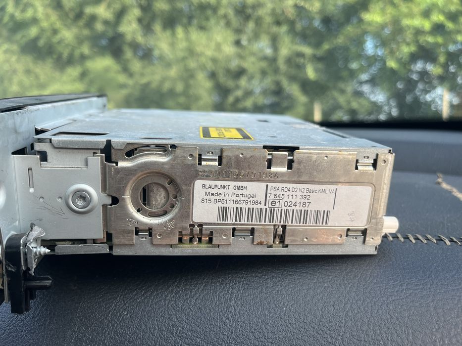Casetofon/ radio peugeot 407!