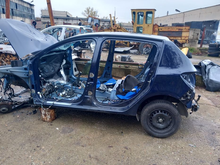 Едрогацаритни части дачия сандеро 1 и 2 логан 2 лоджи и дъстер 2019