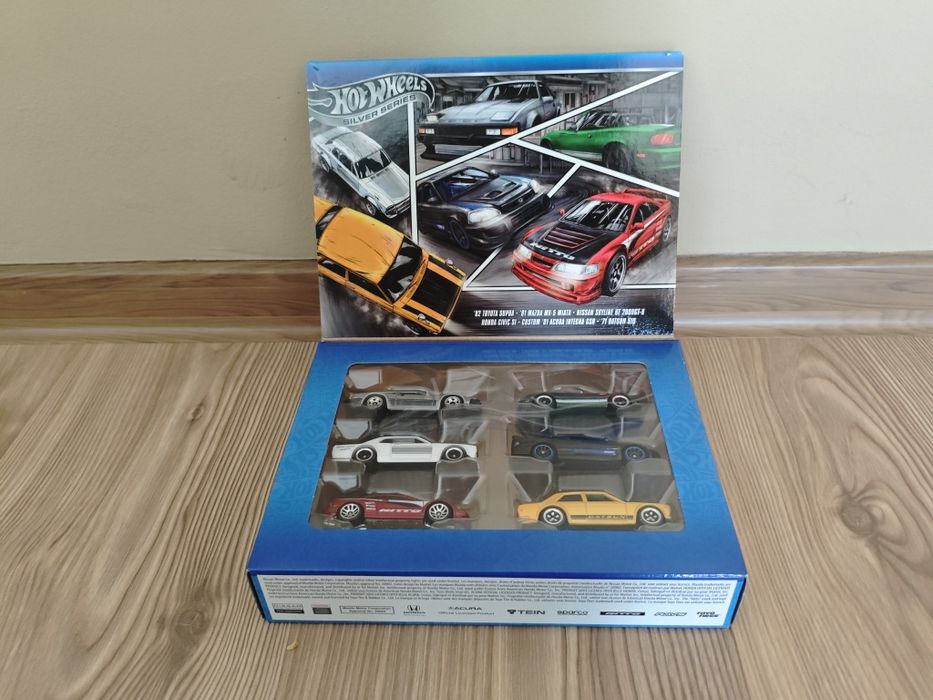 Masinute hot wheels silver series
