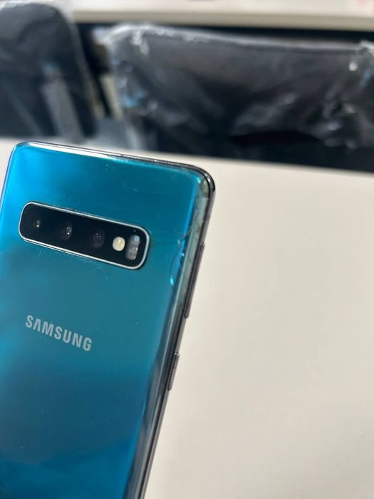 Самсунг S10 сотилади