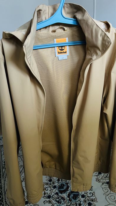 Продается ветровка Timberland