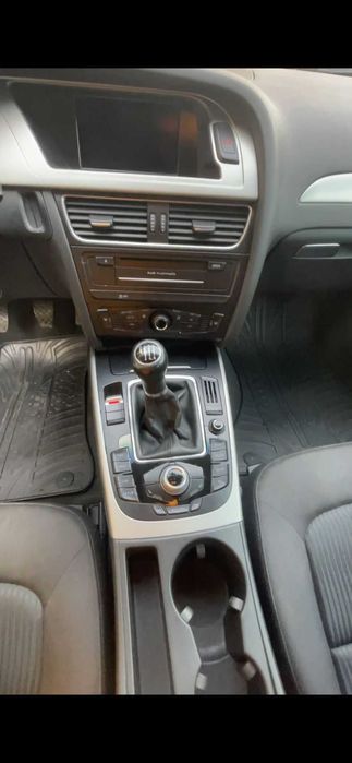 Audi A4 B8 break 2.0 TDI 2012