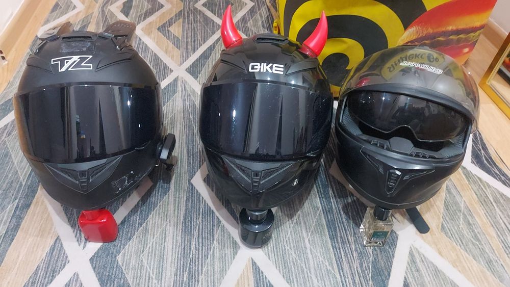 Мотошлемы обменяю