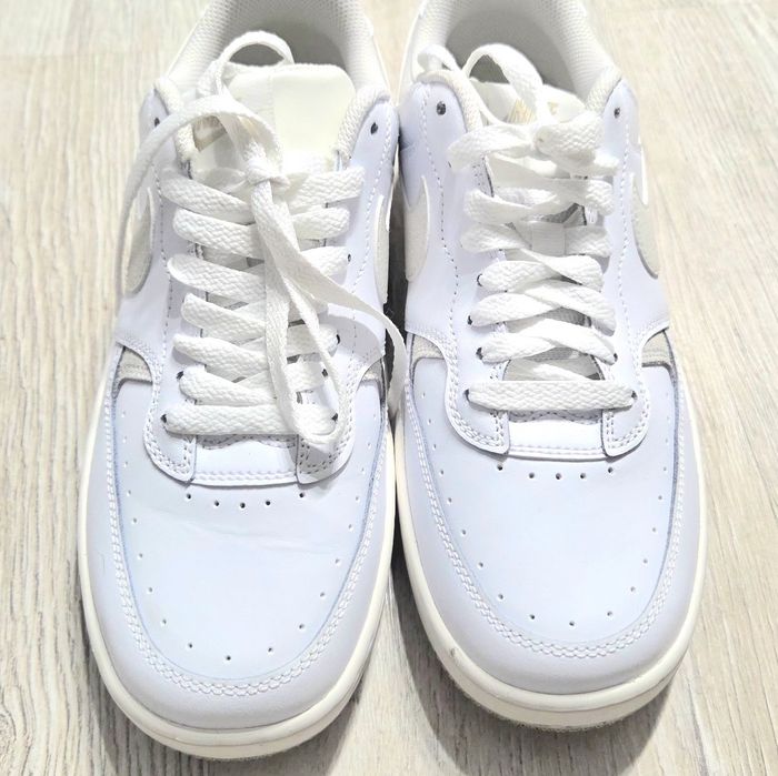 NIKE Air Force 1 – бяло/крем, оригинални, носени веднъж, 39 номер