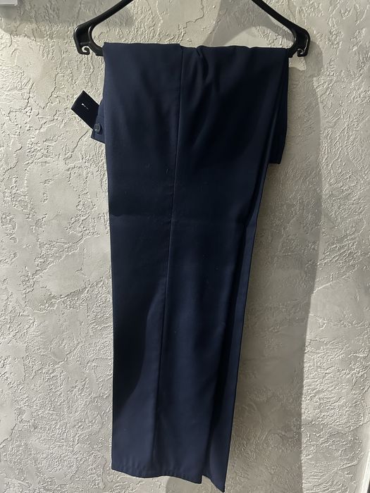 Костюм выходной, школьный.