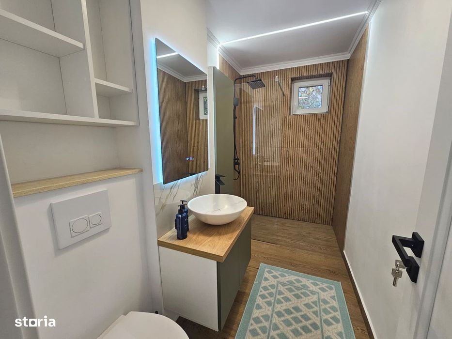 Chirie, apartament cu 2 camere, zona Shopping Plaza, prima închiriere