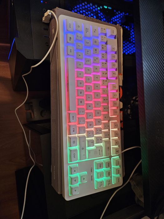 Tastatura mars gaming noua alb rgb mouse.