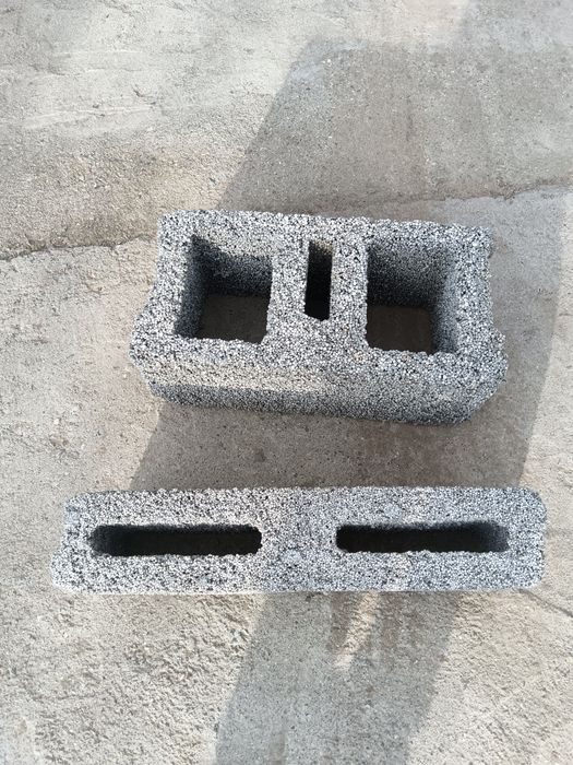 Продавам Шумо и  Топло Изолационни Тухли