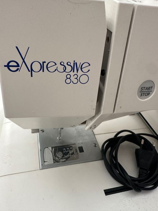 Швейная машина вышевальная