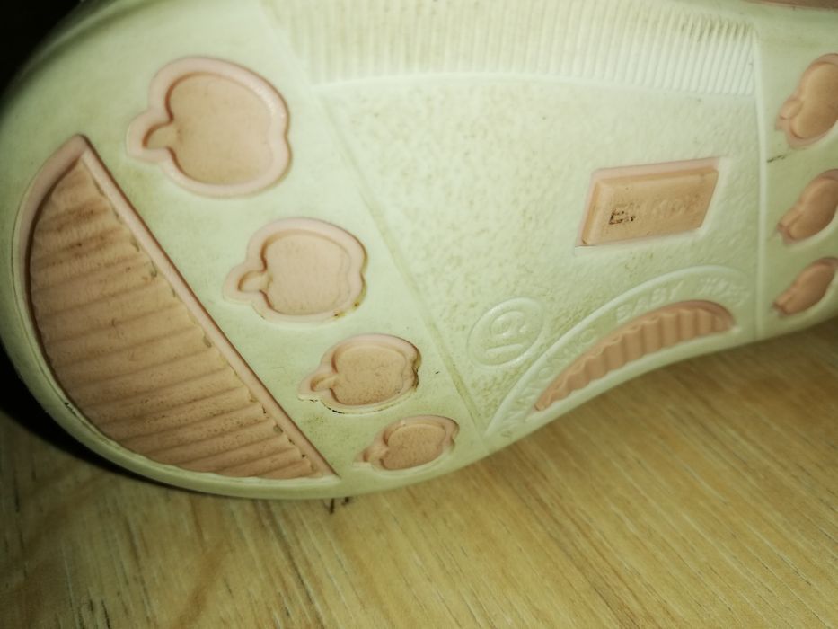 Обувки Понки с подарък.