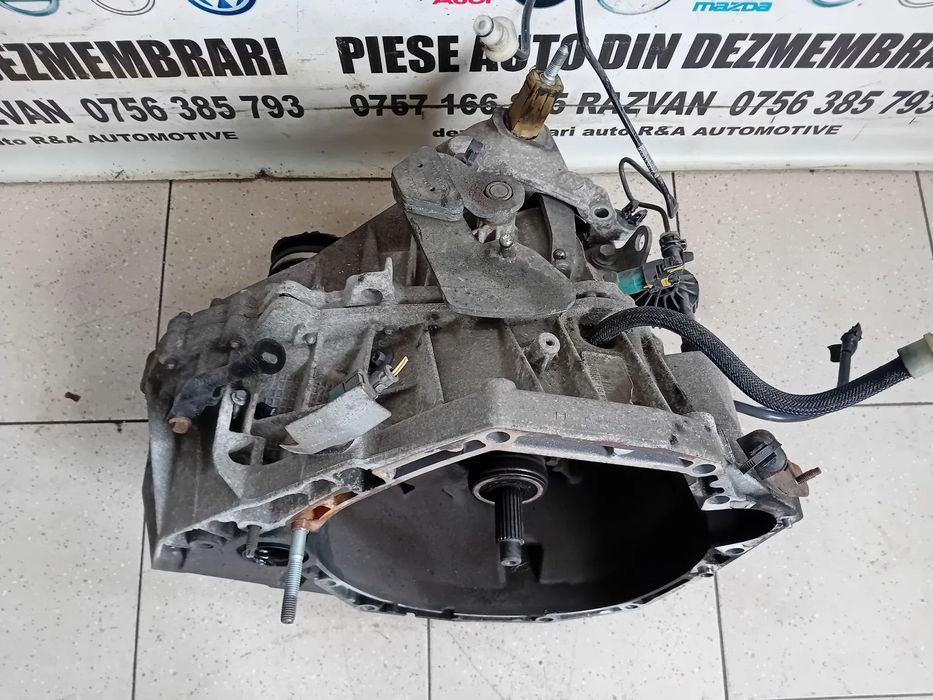 Cutie Viteze Manuala Dacia Duster 1.5 Dci 2X4 6+1 Cod Cutie TL4B075 Masina Cu 68.000 Km