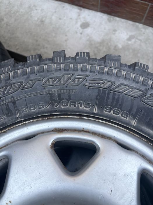 Колеса 205/70/R15