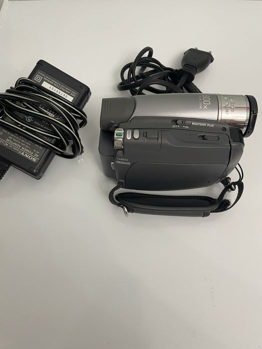 Продам камеру SONY