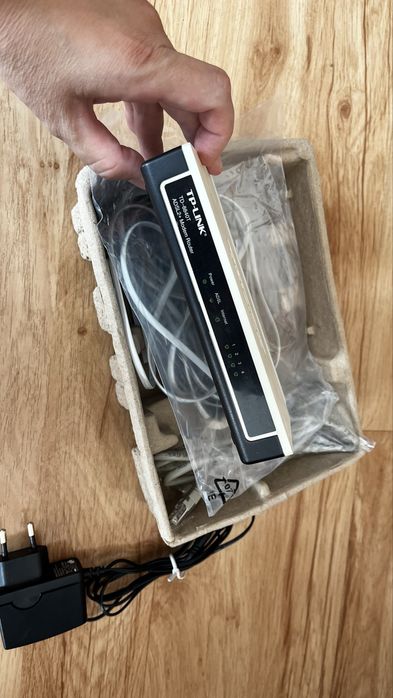 Продам маршрутизатор TP-Link TD-8840