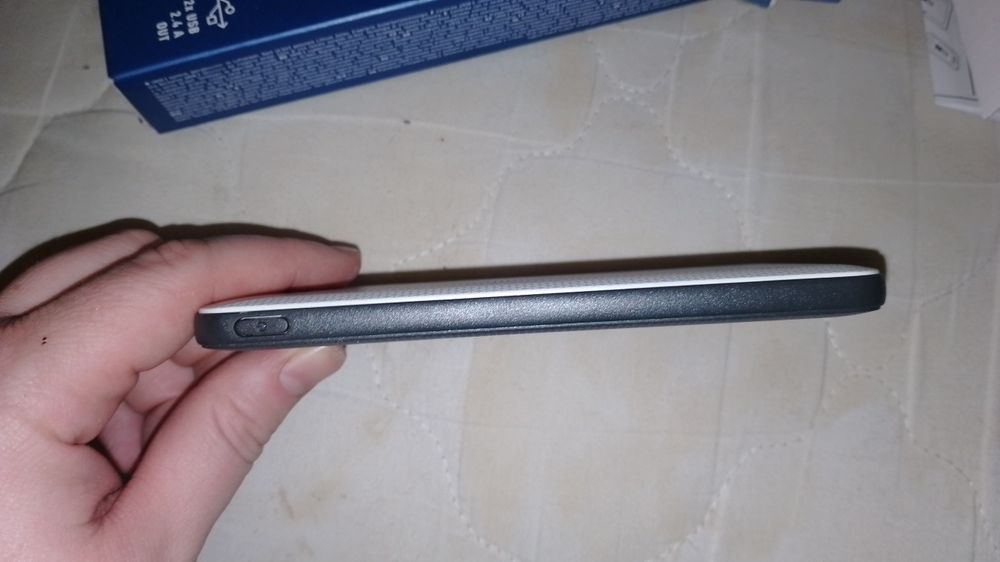 Външна батерия Varta 5000