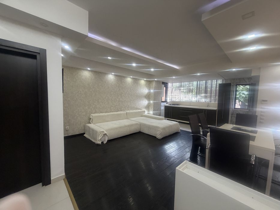 Inchiriez apartament 2 camere