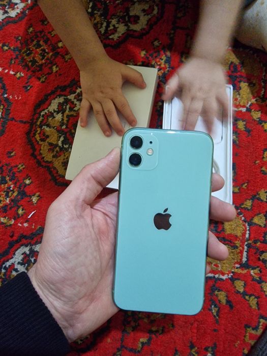 Iphone 11.  256GB. 100% Radnoy registrasiya boʻlmagan