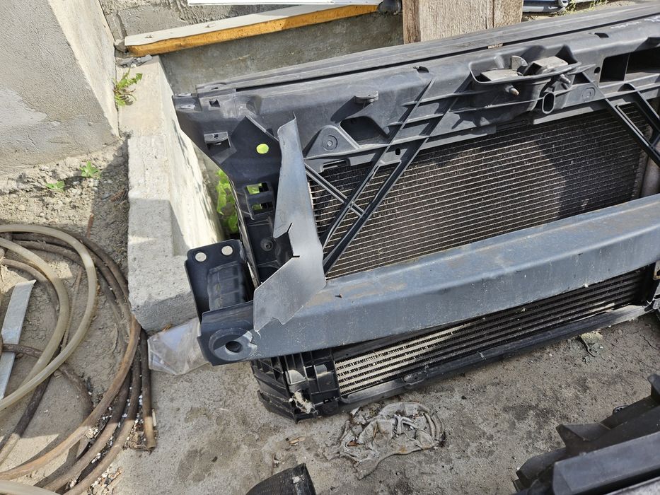 Trager(Cu Crapaturi) Skoda Rapid + Ventilator si radiatoare 1.6 CAYC