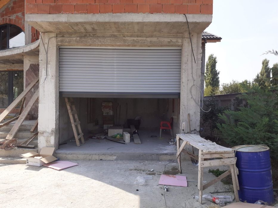 Usi garaj rulou aluminiu