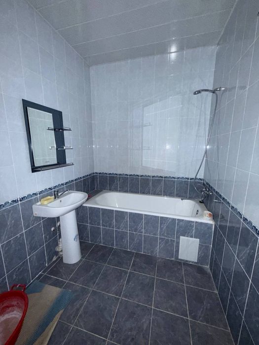 Продается 2х комнатная квартира Без Глухой