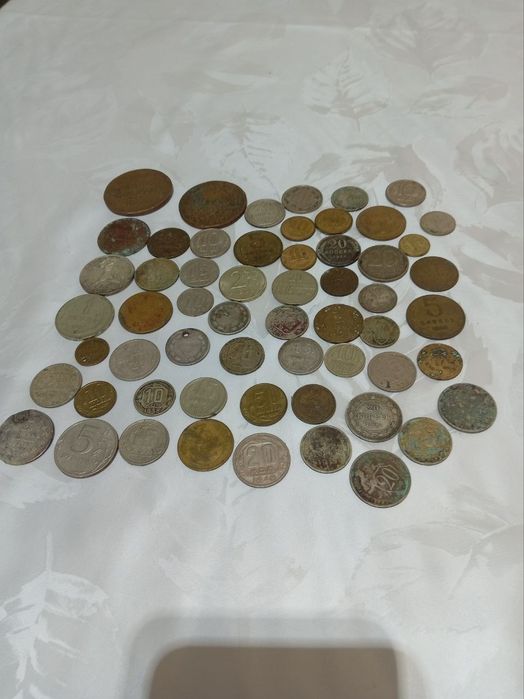 Монеты    Moneti