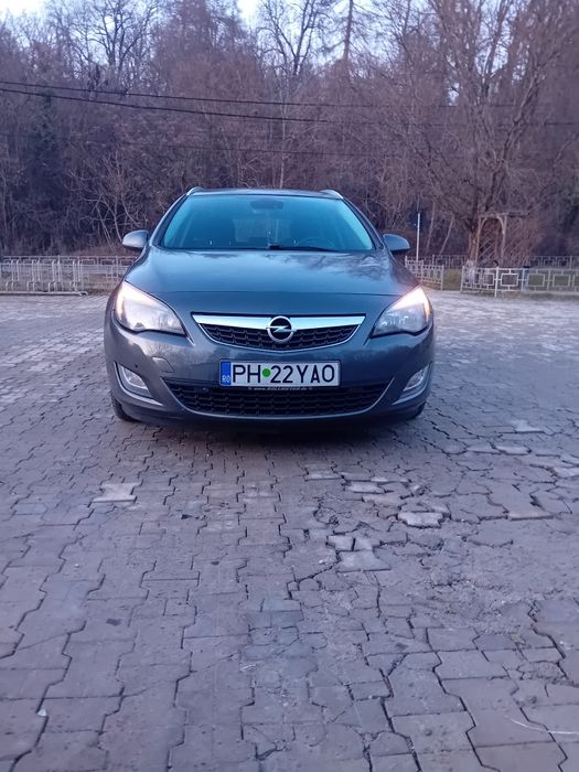 OPEL Astra 2012 — imagine 1