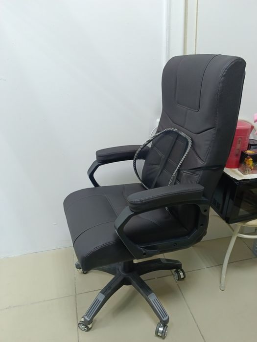 Продам офисное кресло