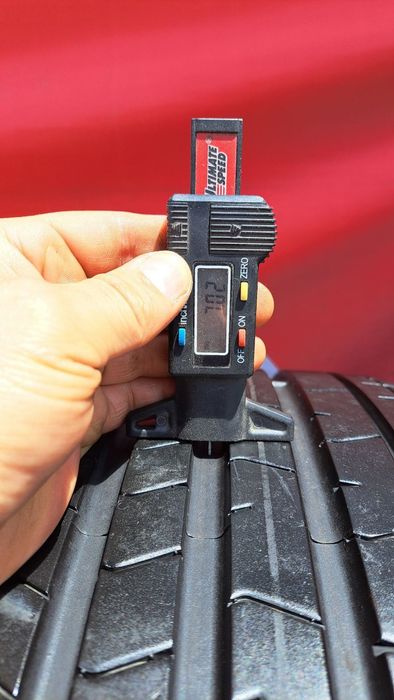Оригинални джанти Фолксваген 19 цола гуми 235 50 19 Pirelli