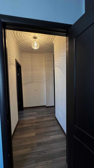 продам 3 комнатную квартиру