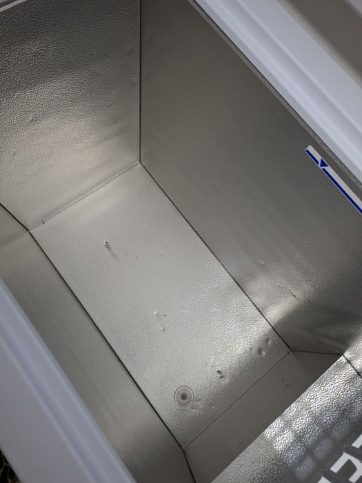 Продам морозильник