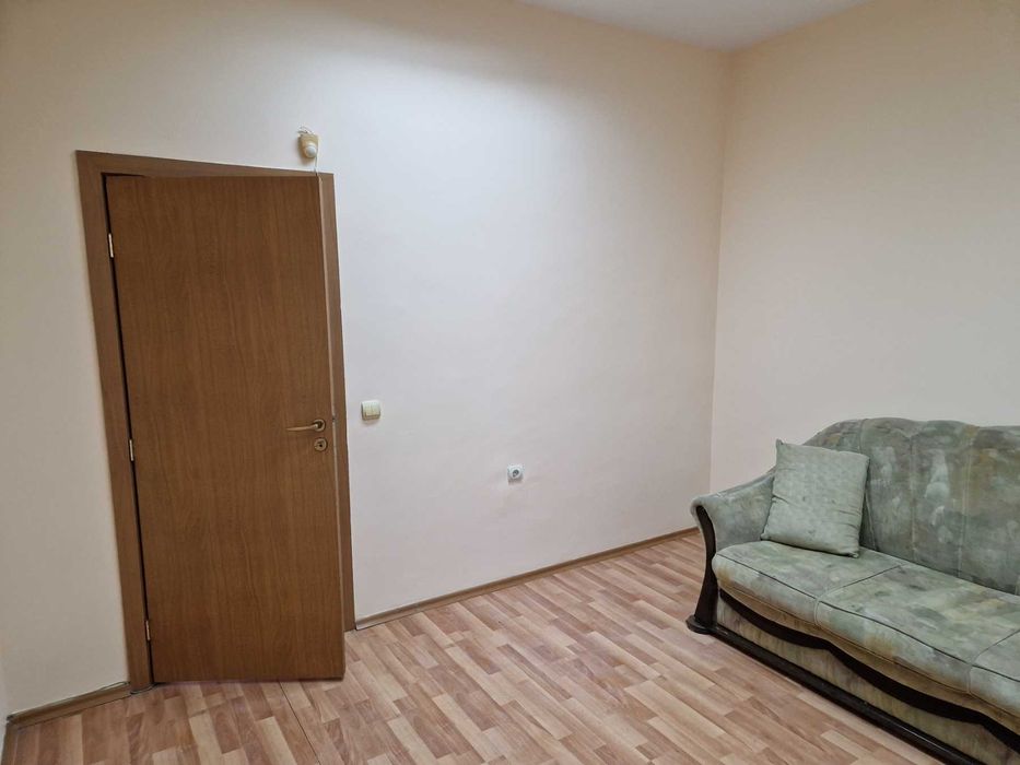 Дава се под наем Офис в Бургас, Център - 40 кв.м за 200 € - Снимка #5
